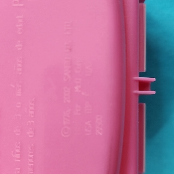 Vintage Hello Kitty Pink Storage Case Box 2002 - Picture 9 of 9